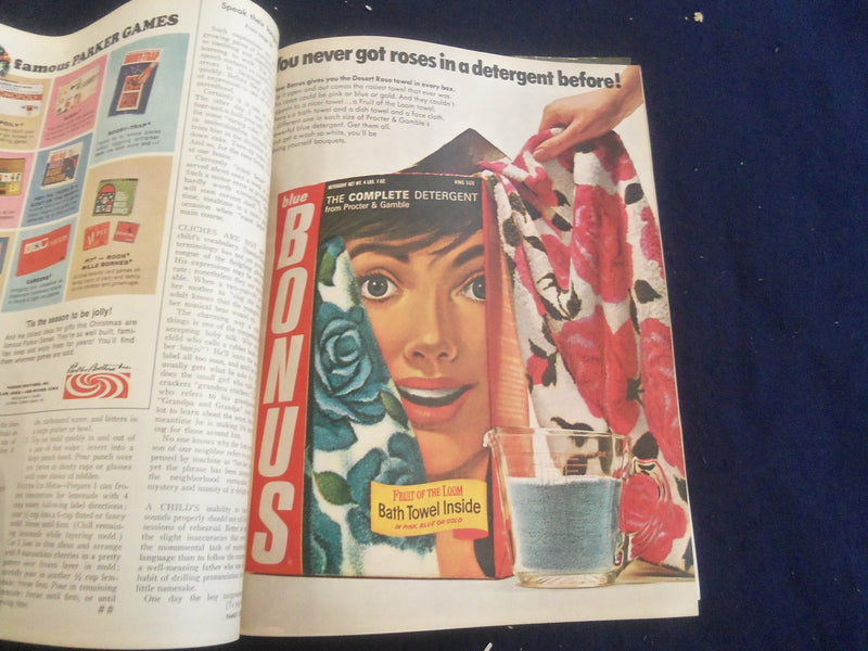 1966 DECEMBER FAMILY CIRCLE MAGAZINE - STORIES, PHOTOS & ADS - ST 1240S