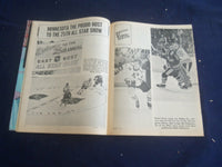 1972 MARCH HOCKEY PICTORIAL MAGAZINE - CAROL VADNAIS COVER - ST 200W