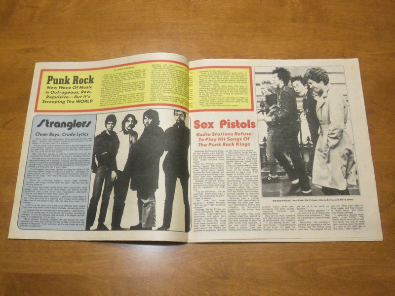 1978 JANUARY 29 MODERN PEOPLE NEWSPAPER - WHY ELVIS PRESLEY TOOK DOPE - NP 4759