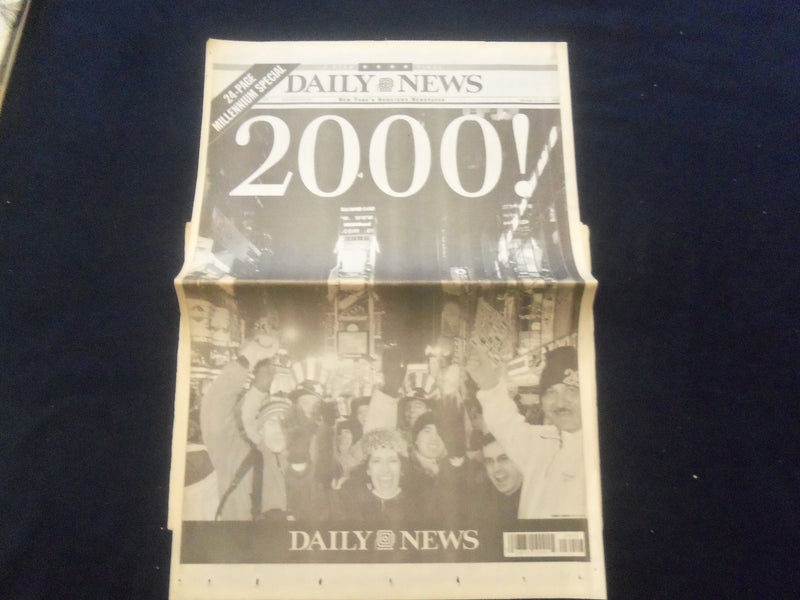 2000 JAN 1 NEW YORK DAILY NEWS NEWSPAPER - 2000! - NP 6059