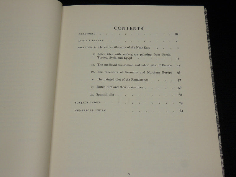 1960 A GUIDE TO THE COLLECTION OF TILES HARDCOVER BOOK BY ARTHUR LANE - KD 7351