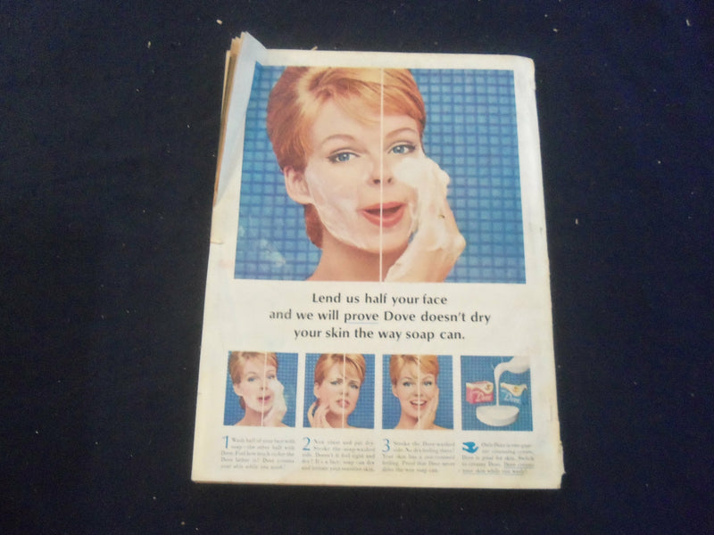 1965 MAY GOOD HOUSEKEEPING MAGAZINE - JULIE ANDREWS COVER AND ARTICLE - F 514E