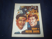 1977 OCTOBER 29 NAVY VS UNIVERSITY OF NOTRE DAME FOOTBALL PROGRAM - ST 1951C