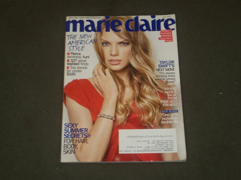 2010 JULY MARIE CLAIRE MAGAZINE - TAYLOR SWFIT COVER - B 3313