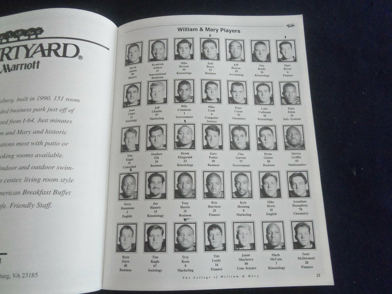 1995 OCTOBER 28 FOOTBALL PROGRAM - WILLIAM & MARY VS VILLANOVA UNIV - SP 1215C