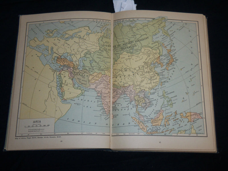 1929 LITERARY DIGEST ATLAS OF THE WORLD HARDCOVER BOOK - KD 6606
