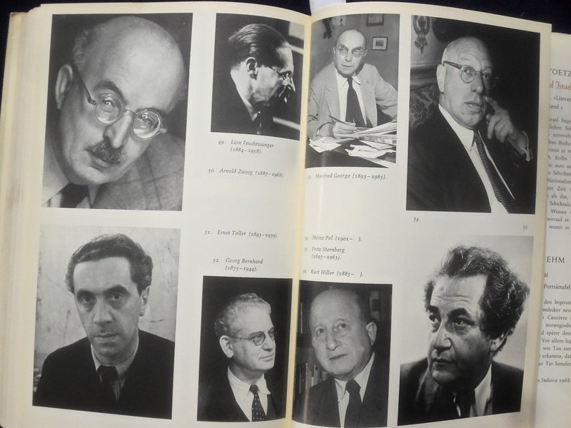 1970 GEGENWART IM RUCKBLICK HARDCOVER BOOK VON STRAUSS/GROSSMANN-GERMAN- KD 9000