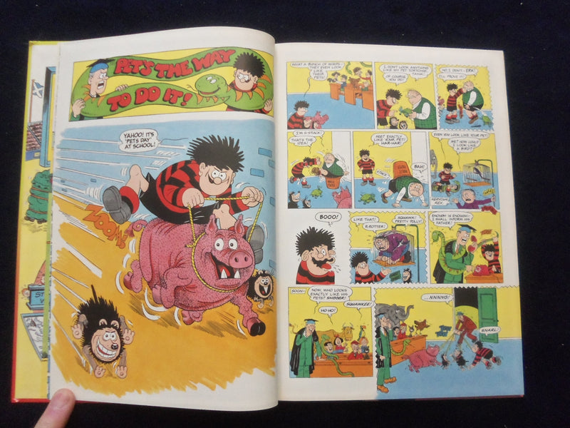 2004 DENNIS THE MENACE ANNUAL 2004 HARDCOVER BOOK - KD 8314