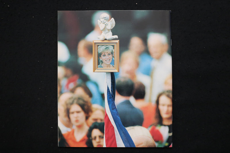 1997 ROYALITY MAGAZINE - FOREVER IN OUR HEARTS COVER - SP 4181A