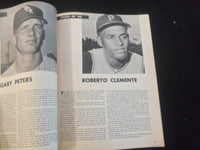 1965 OFFICIAL BASEBALL MAGAZINE - MICKEY MANTLE - WILLIE MAYS - J 7710