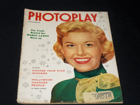 1952 DECEMBER PHOTOPLAY MAGAZINE - DORIS DAY FRONT COVER - E 1905