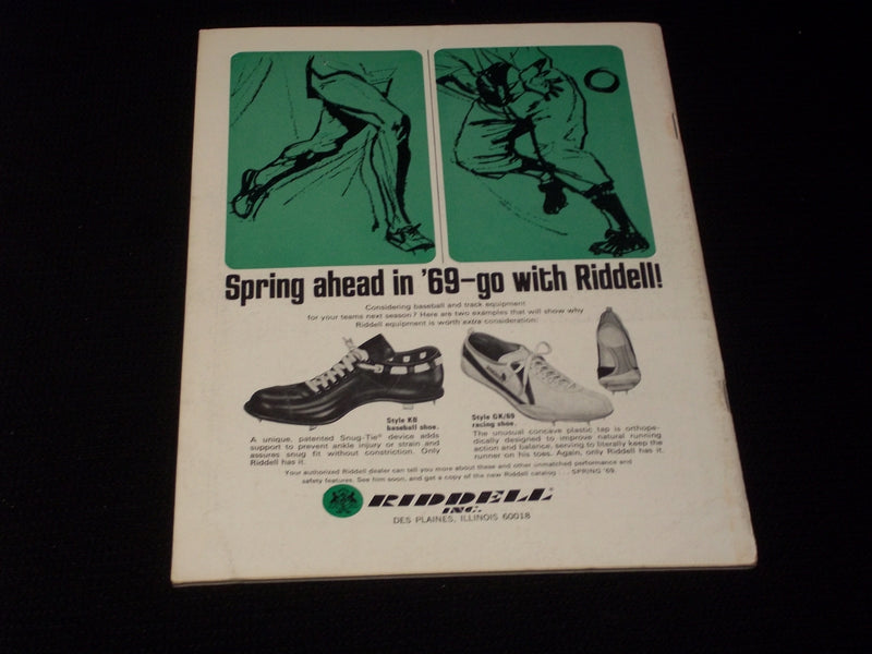 1969 MARCH COACH & ATHLETE MAGAZINE - DEAN SMITH & CHARLIE SCOTT UNC - E 3113