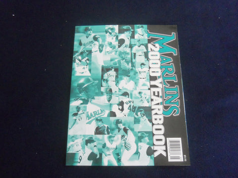 2000 FLORIDA MARLINS YEARBOOK - ST 7099