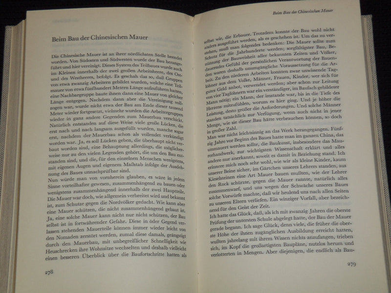 1958-1961 FRANZ KAFKA BOOK LOT OF 2 - EINE BIOGRAPHIE -DIE EZRAHLUNGEN- KD 6494A