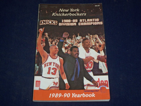 1989-1990 NEW YORK KNICKERBOCKERS OFFICIAL TEAM YEARBOOK - GREAT PHOTOS - J 400