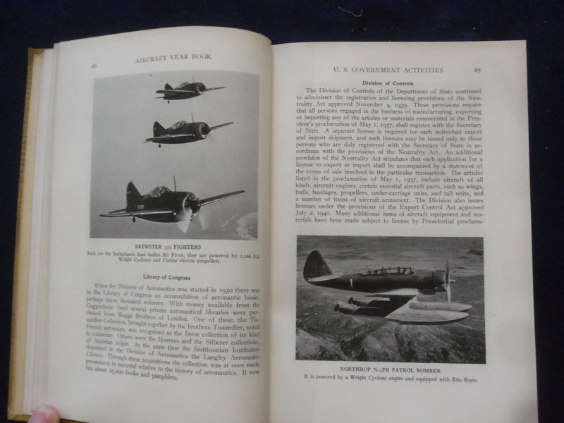 1941 THE AIRCRAFT YEAR BOOK HARDCOVER BOOK -AERONAUTICAL CH. OF COMM. - KD 8258