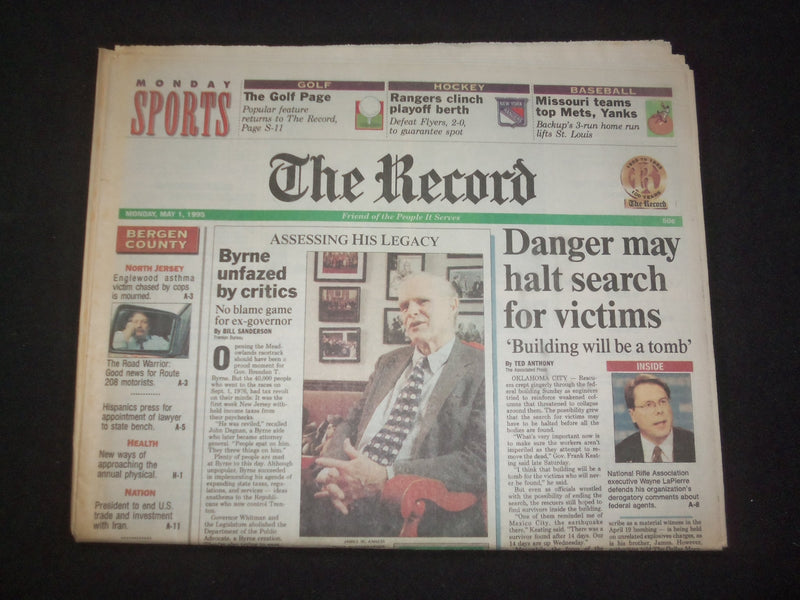 1995 MAY 1 THE RECORD-BERGEN NEWSPAPER -OK. CITY BOMBING DANGER SEARCH - NP 8311