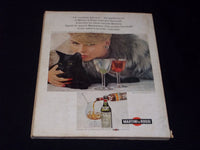 1966 DECEMBER COSMOPOLITAN MAGAZINE - YVETTE MIMIEUX FRONT COVER - E 15135