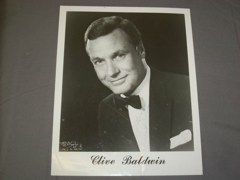 CLIVE BALDWIN 8 X 10 AUTOGRAPHED PHOTO - AL JOLSON IMPRERSONATOR - J 4041
