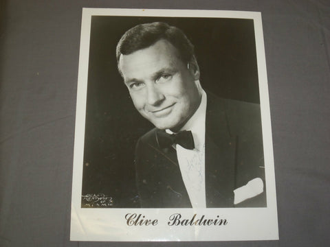 CLIVE BALDWIN 8 X 10 AUTOGRAPHED PHOTO - AL JOLSON IMPRERSONATOR - J 4041