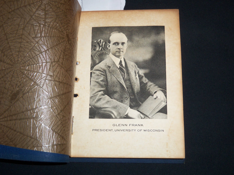 1927 WISCONSIN COMMENCEMENT WEEK BOOK - J 9021