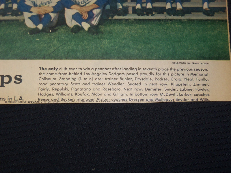 1959 LOS ANGELES DODGERS COLOROTO MAGAZINE TEAM PHOTO - 34 PIECES - #143