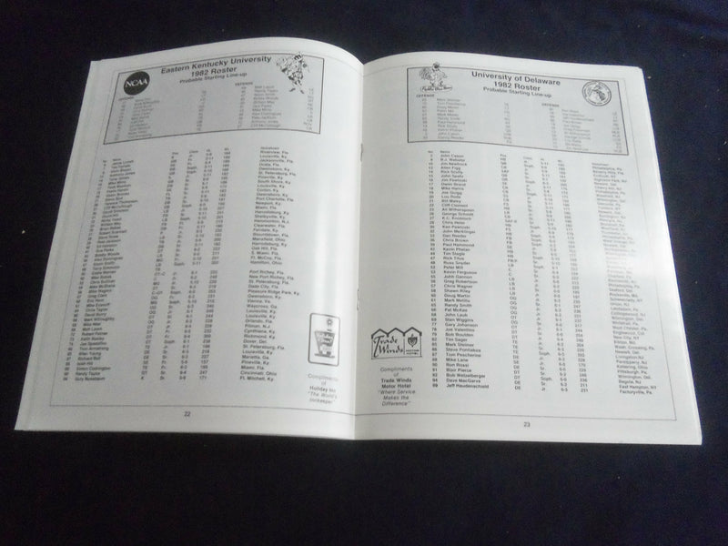 1982 DEC 18 PIONEER BOWL PROGRAM - E. KENTUCKY UNIV VS UNIV DELAWARE - ST 4027Z