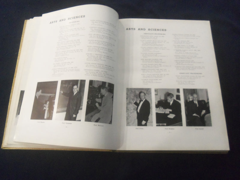 1943 ARIEL UNIVERSITY OF VERMONT YEARBOOK - BURLINGTON, VERMONT - YB 2851