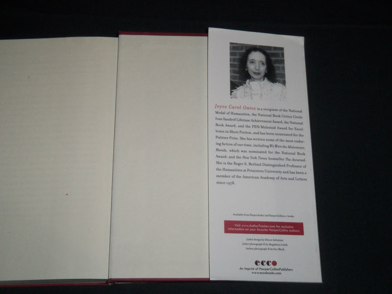 2014 LOVELY DARK DEEP STORIES BOOK SIGNED BY JOYCE CAROL OATES - KD 5520
