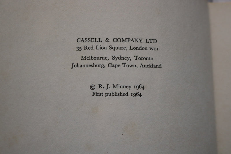 1964 THE EDWARDIAN AGE HARDCOVER BOOK BY R. J. MINNEY - KD 9378