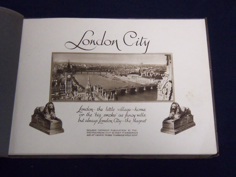 1900'S LONDON CITY VIEW BOOK - GREAT PHOTOS - SOFTCOVER - J 8684