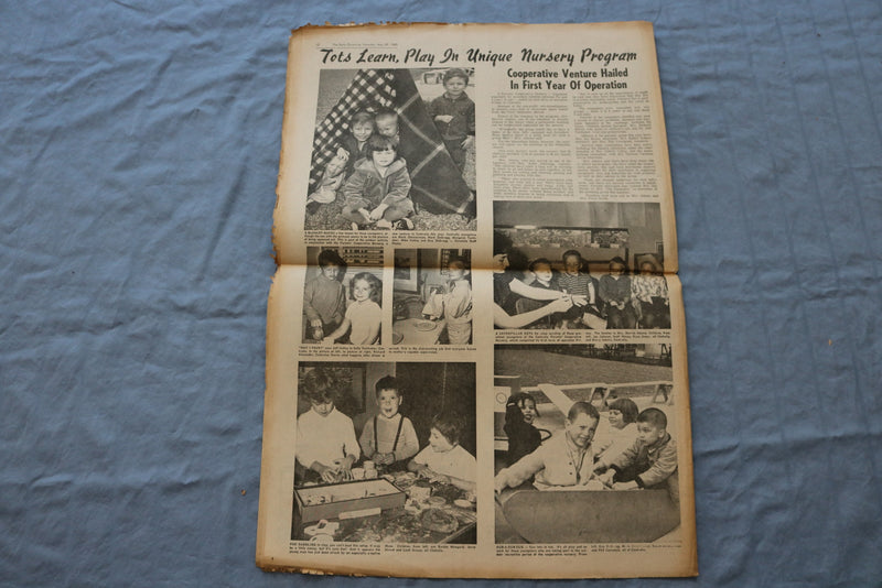 1965 MAY 29 THE DAILY CHRONICLE NEWSPAPER-EDWARD WHITE SPACE RENDEZVOUS- NP 8511