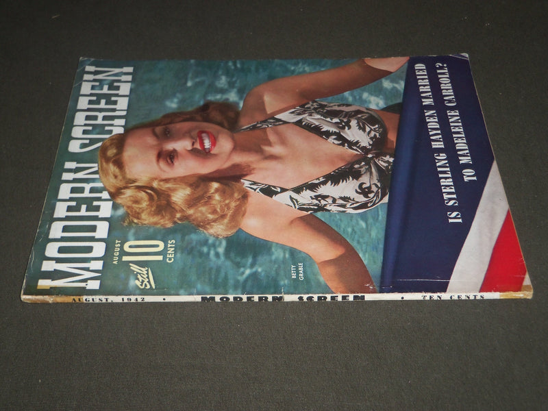 1942 AUGUST MODERN SCREEN MOVIE MAGAZINE - BETTY GRABLE COVER - FLAG - M 133
