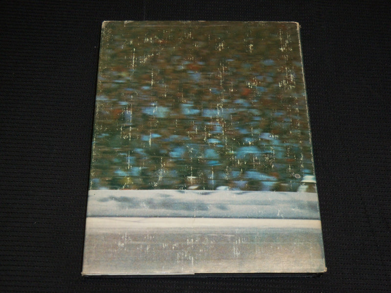 1968 GREAT MOMENTS IN AUTO RACING HARDCOVER BOOK BY IRWIN STAMBLER - R 713J