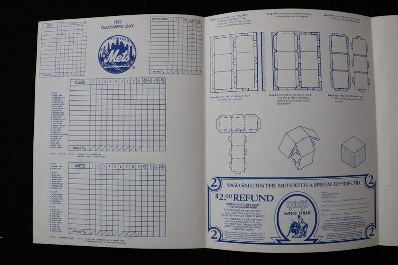 1982 AUGUST 14 METS OLDTIMERS' DAY SOUVENIR PROGRAM - LOT OF 8 - K 2931
