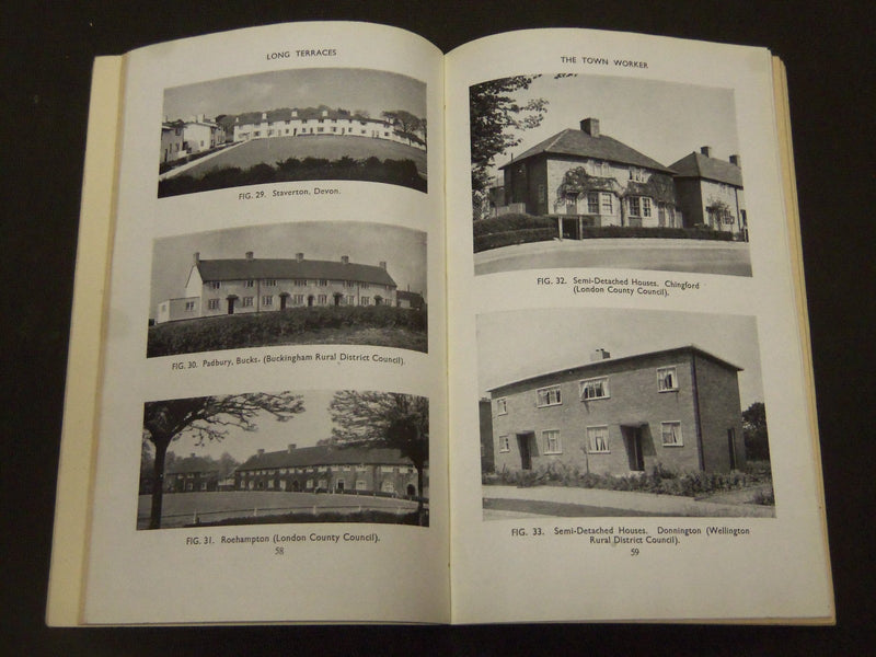 1944 HOUSING MANUAL PUBLISHED IN LONDON - MINISTRY OF HEALTH & WORKS - II 8102