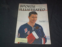 1959 JANUARY 12 SPORTS ILLUSTRATED MAGAZINE - ANDY BATHGATE - SP 8912