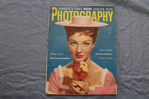 1955 JUNE POPULAR PHOTOGRAPHY MAGAZINE - VENETIA STEVENSON COVER - SP 1194B