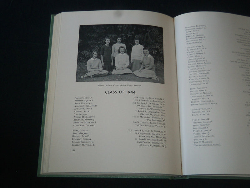 1944 LLAMARADA MOUNTH HOLYOKE COLLEGE YEARBOOK - MASSACHUSETTS - YB 1648