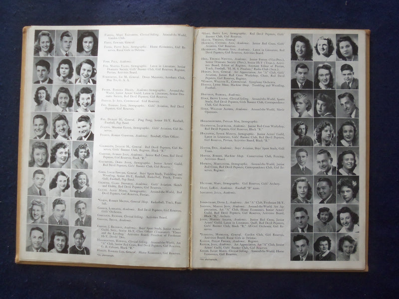 1944 PIERIAN RICHMOND HIGH SCHOOL YEARBOOK - RICHMOND, INDIANA - YB 1926K