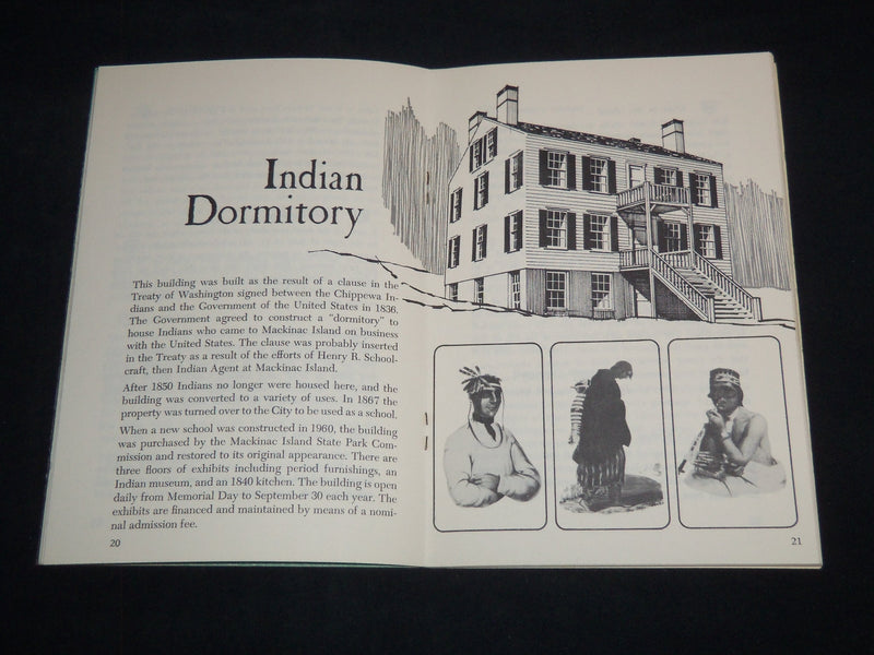 1962 MACKINAC ISLAND HISTORIC GUIDEBOOK - FORT MACKINAC - SOFTCOVER - J 8674