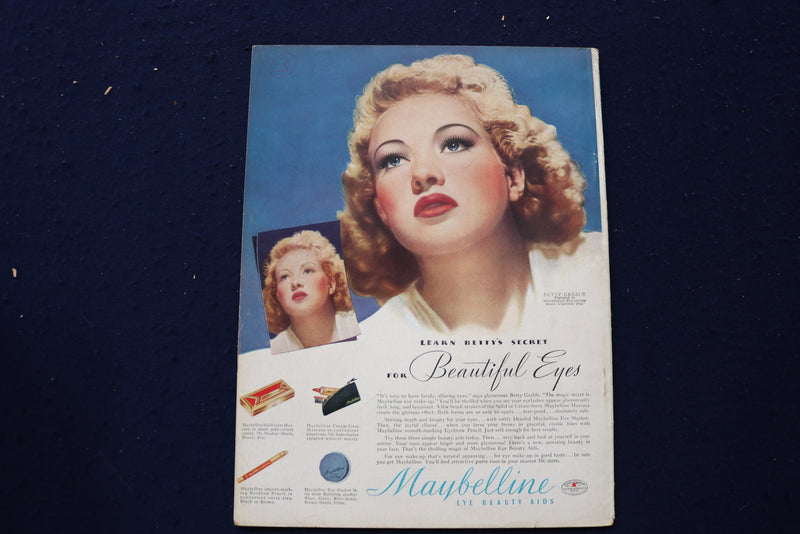 1941 JANUARY SCREEN ROMANCES MAGAZINE - OLIVIA DE HAVILLAND COVER - E 12709