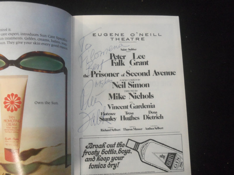 1972 THE PRISONER OF SECOND AVENUE PLAYBILL - FALK & GRANT SIGNATURES - J 8220