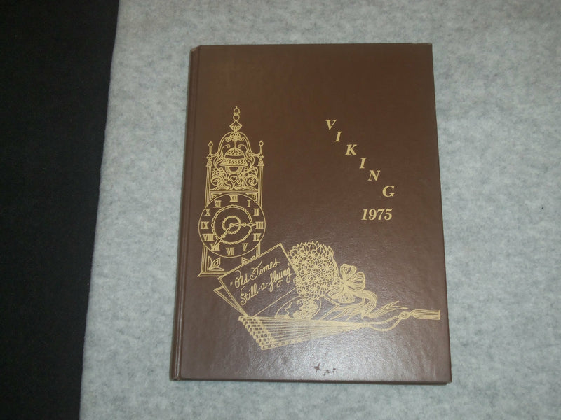 1975 MERCER COUNTY COMMUNITY COLLEGE YEARBOOK - WEST WINDSOR, NJ - YB 2199