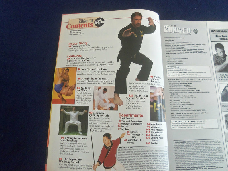 2004 NOVEMBER INSIDE KUNG FU MAGAZINE - CHUCK NORRIS COVER - F 375P