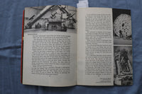 1956 LIGHT-BASIC SCIENCE SOFTCOVER BOOK BY BERTHA MORRIS PARKER - K 694
