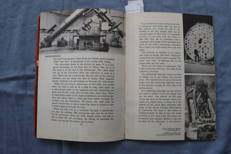 1956 LIGHT-BASIC SCIENCE SOFTCOVER BOOK BY BERTHA MORRIS PARKER - K 694