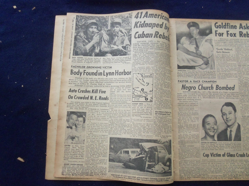 1958 JUNE 30 BOSTON RECORD AMERICAN NEWSPAPER-2 JETS RACE SUN IN RECORD- NP 6258