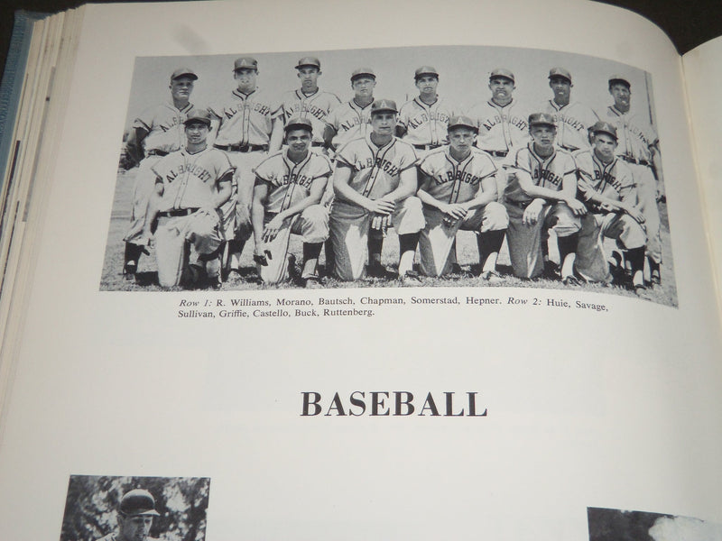 1963 THE CUE ALBRIGHT COLLEGE YEARBOOK - READING, PA - NICE PHOTOS - YB 980