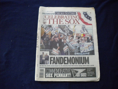 2005 OCTOBER 28 CHICAGO SUN-TIMES NEWSPAPER - CELEBRATING WHITE SOX - NP 5955